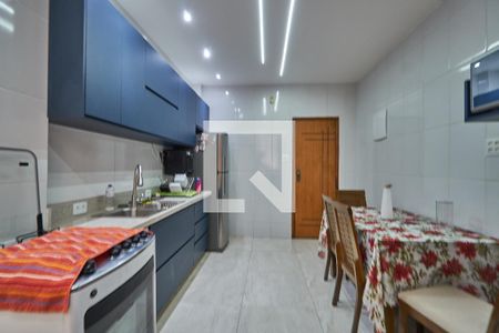 Apartamento para alugar com 72m², 2 quartos e 1 vaga Apartamento para alugar com 72m², 2 quartos e 1 vagaCozinha
