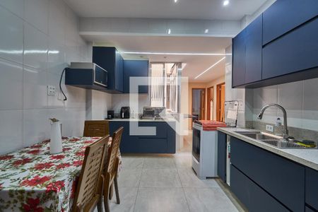 Apartamento para alugar com 72m², 2 quartos e 1 vaga Apartamento para alugar com 72m², 2 quartos e 1 vagaCozinha