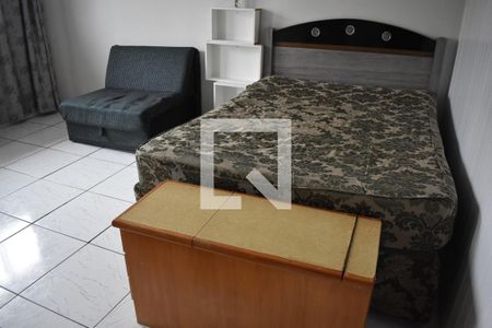 Quarto de kitnet/studio para alugar com 1 quarto, 35m² em Sítio Cercado, Curitiba