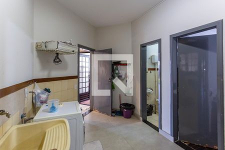 Área de serviço  de casa à venda com 3 quartos, 240m² em Santa Lúcia, Belo Horizonte
