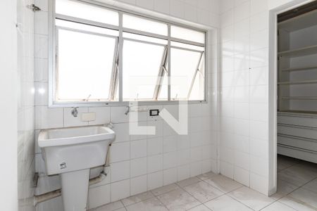 Apartamento à venda com 167m², 3 quartos e 3 vagas Apartamento à venda com 167m², 3 quartos e 3 vagasÁrea de Serviço