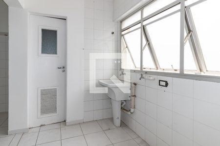 Apartamento à venda com 167m², 3 quartos e 3 vagas Apartamento à venda com 167m², 3 quartos e 3 vagasÁrea de Serviço