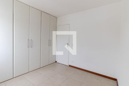 Apartamento à venda com 167m², 3 quartos e 3 vagas Apartamento à venda com 167m², 3 quartos e 3 vagasQuarto 2