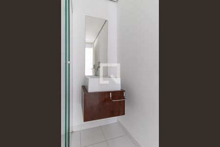 Apartamento à venda com 167m², 3 quartos e 3 vagas Apartamento à venda com 167m², 3 quartos e 3 vagasBanheiro Social