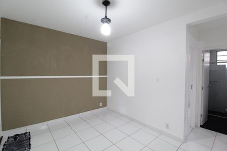 Sala de apartamento para alugar com 2 quartos, 47m² em Gávea, Uberlândia