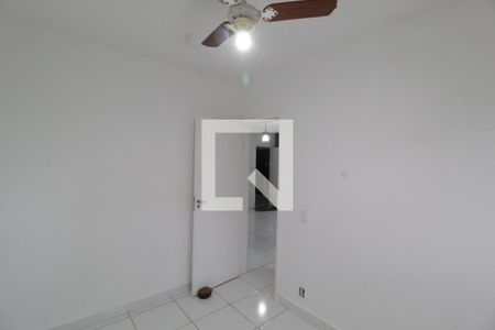 Quarto 2 de apartamento para alugar com 2 quartos, 47m² em Gávea, Uberlândia