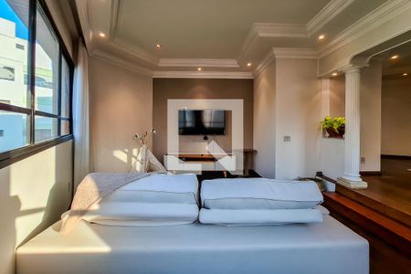 Apartamento para alugar com 120m², 3 quartos e 2 vagassala