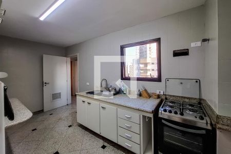 Apartamento para alugar com 120m², 3 quartos e 2 vagascozinha