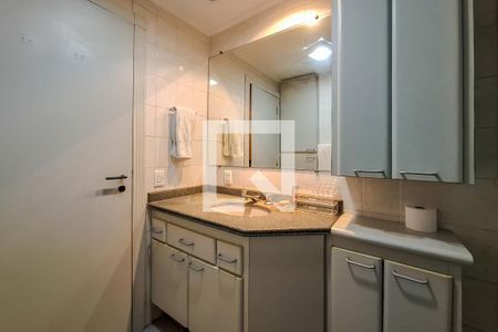 Apartamento para alugar com 120m², 3 quartos e 2 vagasbanheiro