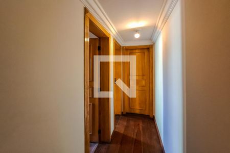 Apartamento para alugar com 120m², 3 quartos e 2 vagascorredor