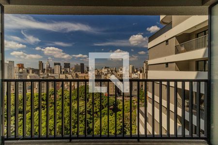 Varanda de kitnet/studio para alugar com 1 quarto, 16m² em Santa Efigênia, São Paulo