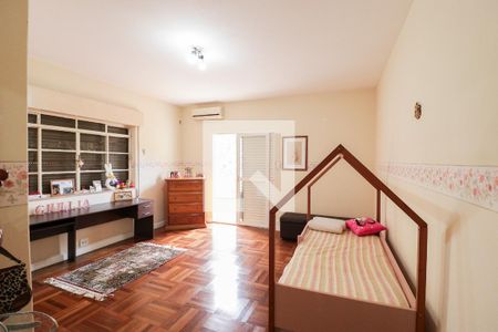 Casa à venda com 396m², 4 quartos e 2 vagasQuarto 2