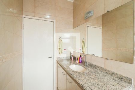 Casa à venda com 396m², 4 quartos e 2 vagasBanheiro 2