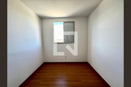 Quarto 2 de apartamento à venda com 2 quartos, 45m² em São Joaquim, Contagem