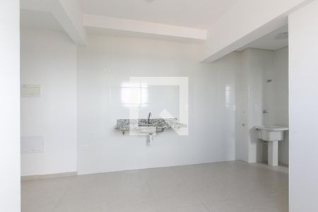 Sala / Cozinha de apartamento para alugar com 1 quarto, 27m² em Vila Curuçá, São Paulo