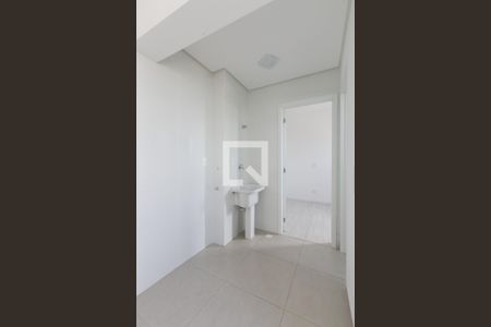 Corredor / Tanque  de apartamento para alugar com 1 quarto, 27m² em Vila Curuçá, São Paulo