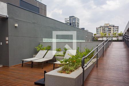 Apartamento para alugar com 34m², 1 quarto e sem vagaPiscina
