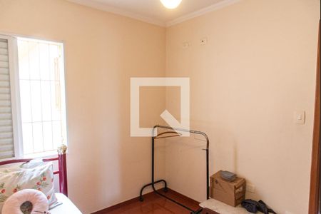 Casa à venda com 240m², 3 quartos e 2 vagas Casa à venda com 240m², 3 quartos e 2 vagasQuarto 3