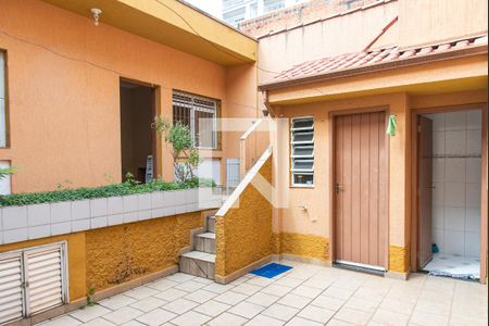 Casa à venda com 240m², 3 quartos e 2 vagas Casa à venda com 240m², 3 quartos e 2 vagasQuintal