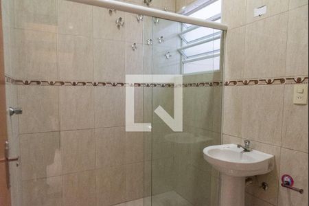 Casa à venda com 240m², 3 quartos e 2 vagas Casa à venda com 240m², 3 quartos e 2 vagasEdícula/banheiro