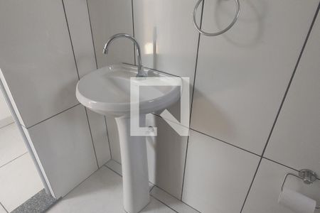 Casa para alugar com 32m², 1 quarto e sem vaga Casa para alugar com 32m², 1 quarto e sem vagaBanheiro