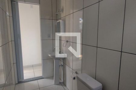 Casa para alugar com 32m², 1 quarto e sem vaga Casa para alugar com 32m², 1 quarto e sem vagaBanheiro