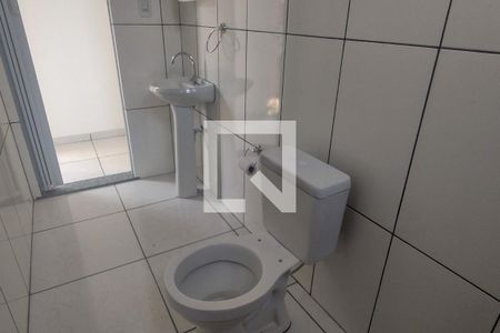 Casa para alugar com 32m², 1 quarto e sem vaga Casa para alugar com 32m², 1 quarto e sem vagaBanheiro