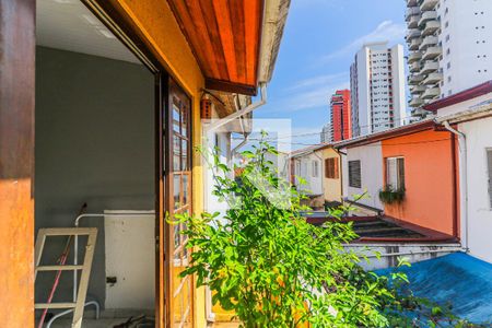 Casa à venda com 106m², 3 quartos e 2 vagas Casa à venda com 106m², 3 quartos e 2 vagasSalão