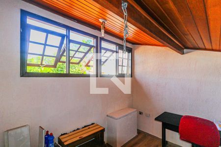 Casa à venda com 106m², 3 quartos e 2 vagas Casa à venda com 106m², 3 quartos e 2 vagasSótão