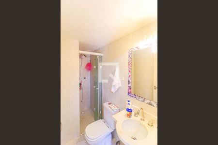 Casa à venda com 106m², 3 quartos e 2 vagas Casa à venda com 106m², 3 quartos e 2 vagasBanheiro Suíte