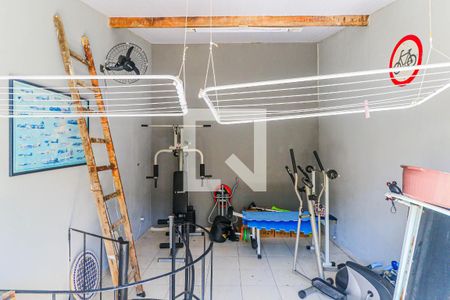 Casa à venda com 106m², 3 quartos e 2 vagas Casa à venda com 106m², 3 quartos e 2 vagasSalão