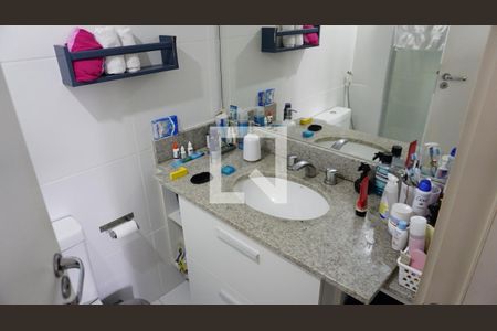 Apartamento à venda com 70m², 2 quartos e 1 vagaBanheiro - Quarto Suite