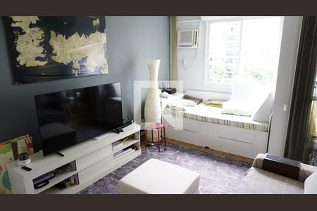 Sala de apartamento à venda com 2 quartos, 70m² em Jacarepaguá, Rio de Janeiro