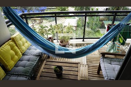 Apartamento à venda com 70m², 2 quartos e 1 vagaVaranda