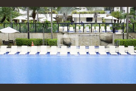 Apartamento à venda com 70m², 2 quartos e 1 vagaÁrea comum - Piscina