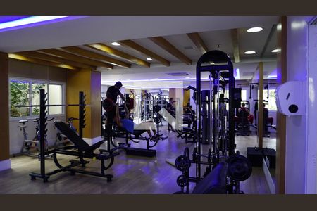 Apartamento à venda com 70m², 2 quartos e 1 vagaÁrea comum - Academia