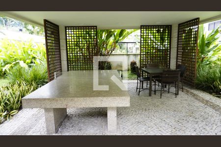 Apartamento à venda com 70m², 2 quartos e 1 vagaArea Comum