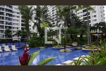 Apartamento à venda com 70m², 2 quartos e 1 vagaÁrea comum - Piscina