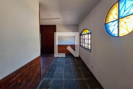 Sala de casa para alugar com 3 quartos, 400m² em Itaipu, Niterói
