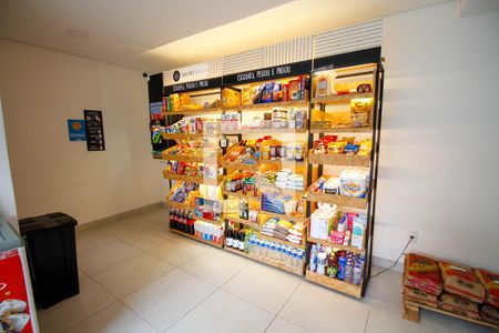 Apartamento à venda com 100m², 3 quartos e 2 vagasMini Mercado