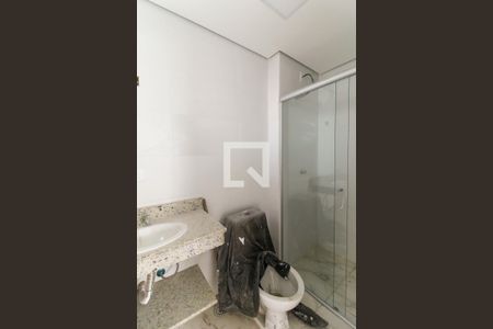 Banheiro de kitnet/studio para alugar com 1 quarto, 35m² em Vila Prudente, São Paulo