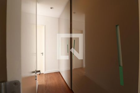 Closet de apartamento para alugar com 2 quartos, 126m² em Vila Ipojuca, São Paulo