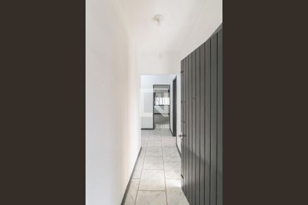 Corredor  de casa à venda com 2 quartos, 156m² em Vicentina, São Leopoldo