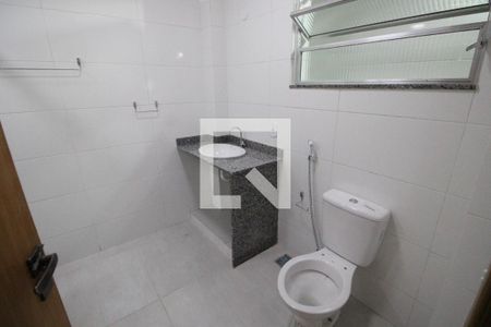 Casa à venda com 80m², 4 quartos e 1 vagaBanheiro 1