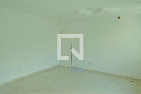 Casa de condomínio à venda com 200m², 2 quartos e 5 vagasSala - Apto 2