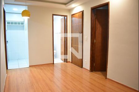 Sala de apartamento para alugar com 3 quartos, 56m² em Campo Grande, Rio de Janeiro