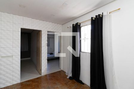 Casa à venda com 250m², 4 quartos e 2 vagasHall