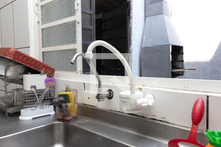 Casa à venda com 250m², 4 quartos e 2 vagasCozinha - Torneira