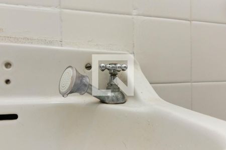 Casa à venda com 250m², 4 quartos e 2 vagasBanheiro 2 - Torneira