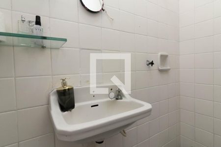 Casa à venda com 250m², 4 quartos e 2 vagasBanheiro 2